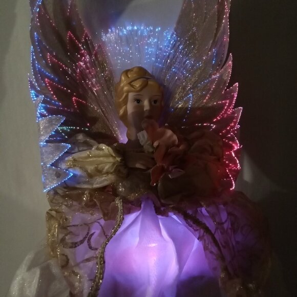 Christmas Tree Topper With Original Box Radiant Fiber Optic Angel Avon 2006 - Picture 2 of 16